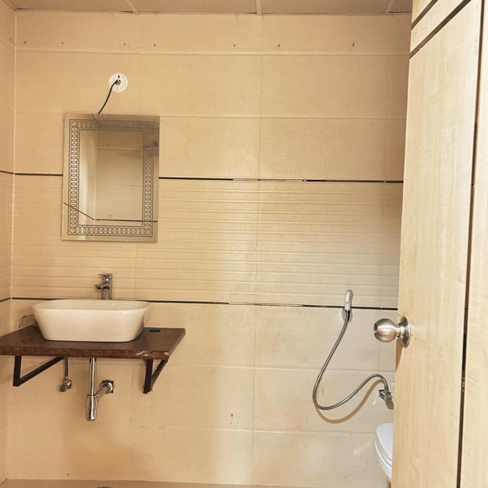 Hotel Lake View Grand 러크나우 외부 사진